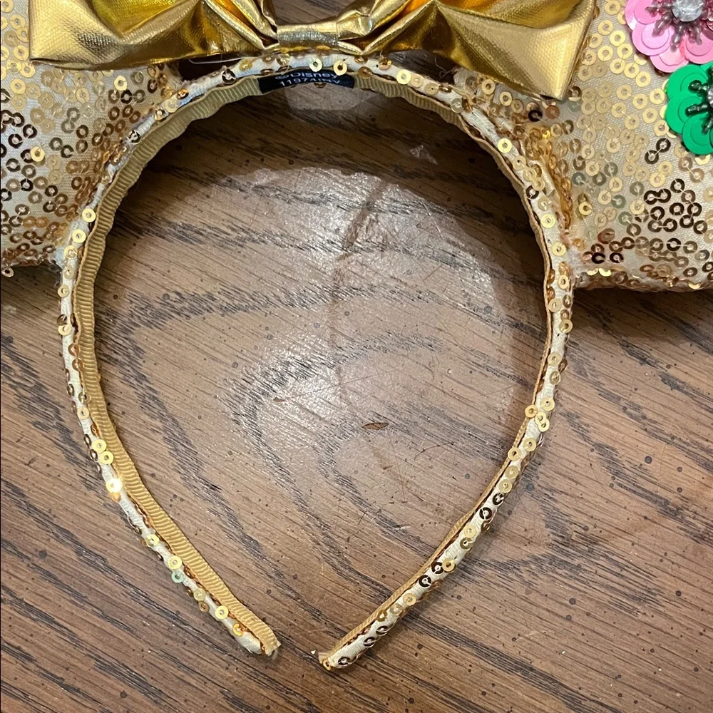 Disney Minnie Mouse Ears headband with‎ sequins and embellishments